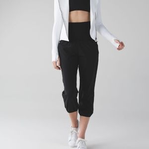 Lululemon yoga pants